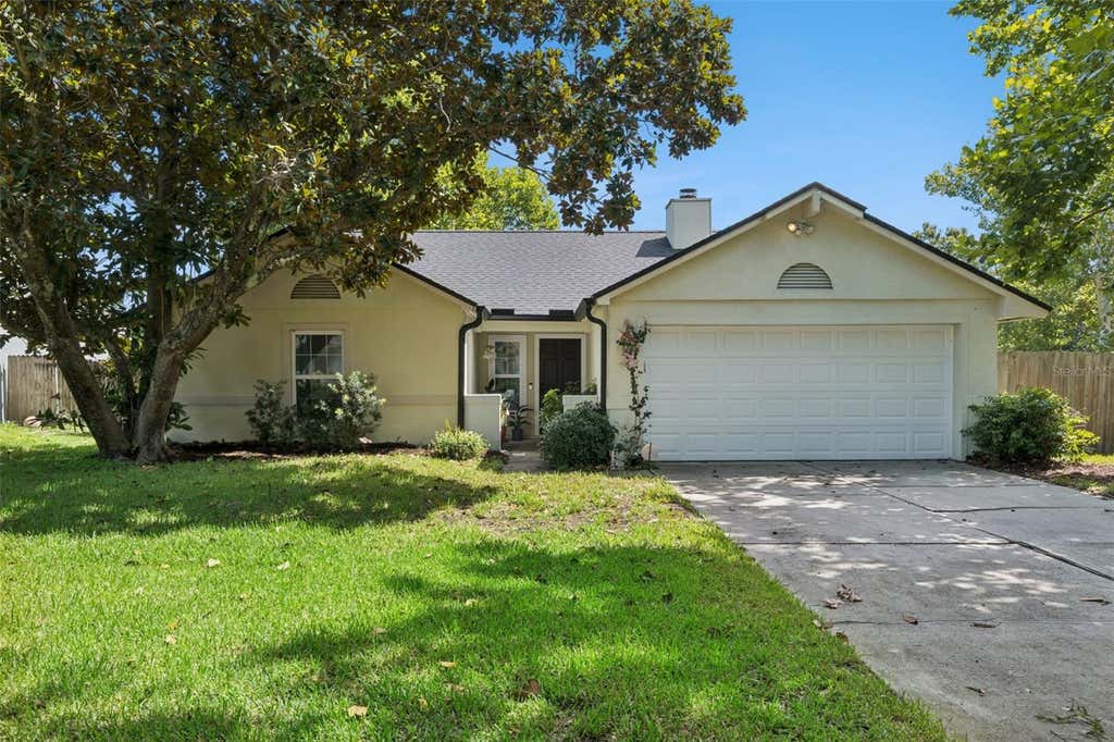 Photo of 1058 Mckinnon Avenue, Oviedo, FL 32765 (MLS # O6423703)