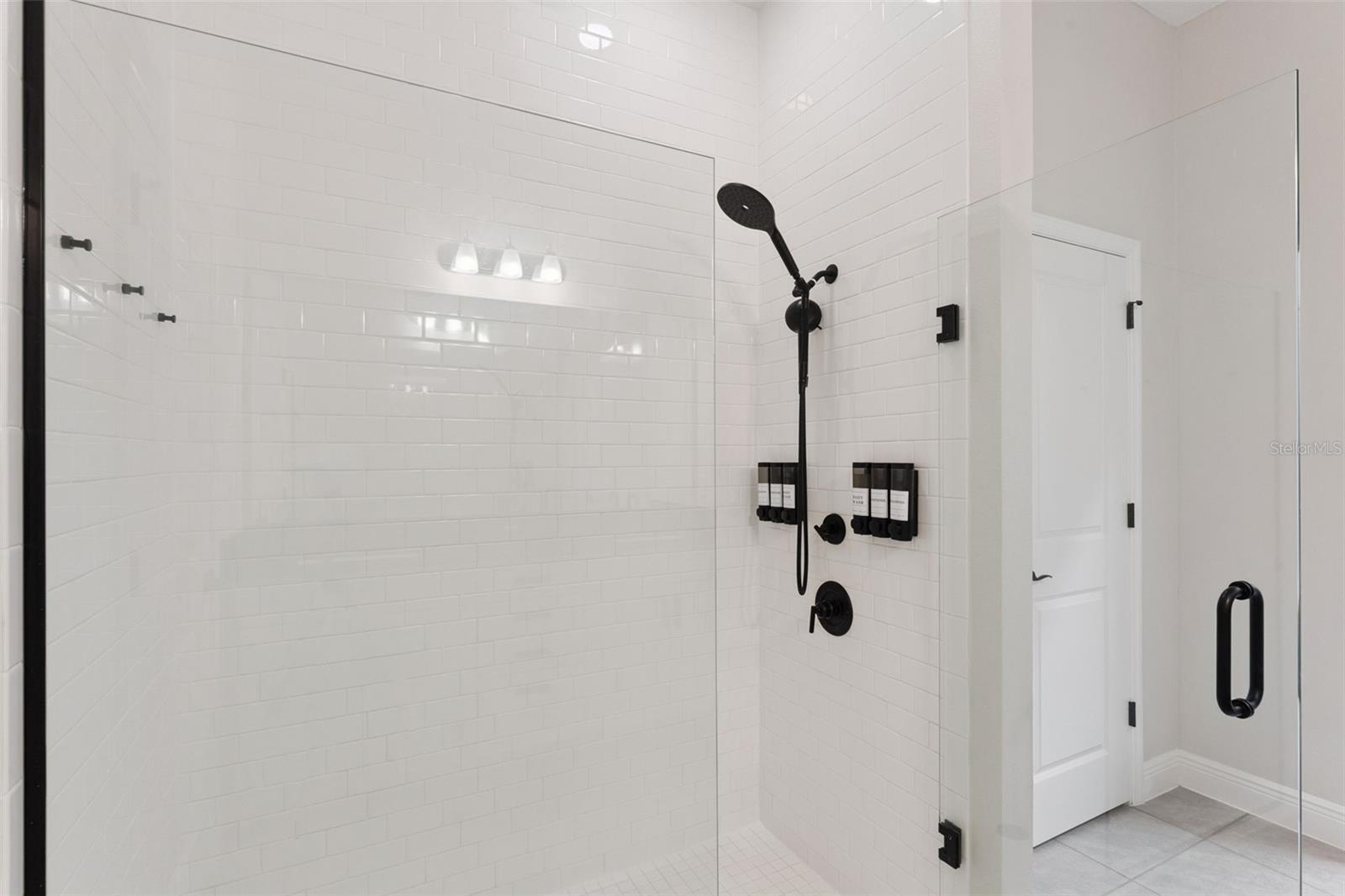 WINDING BAY PH 1B - Residential