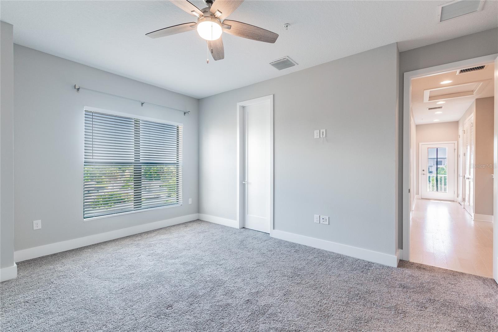 HIGHLAND TWNHMS - Residential Lease