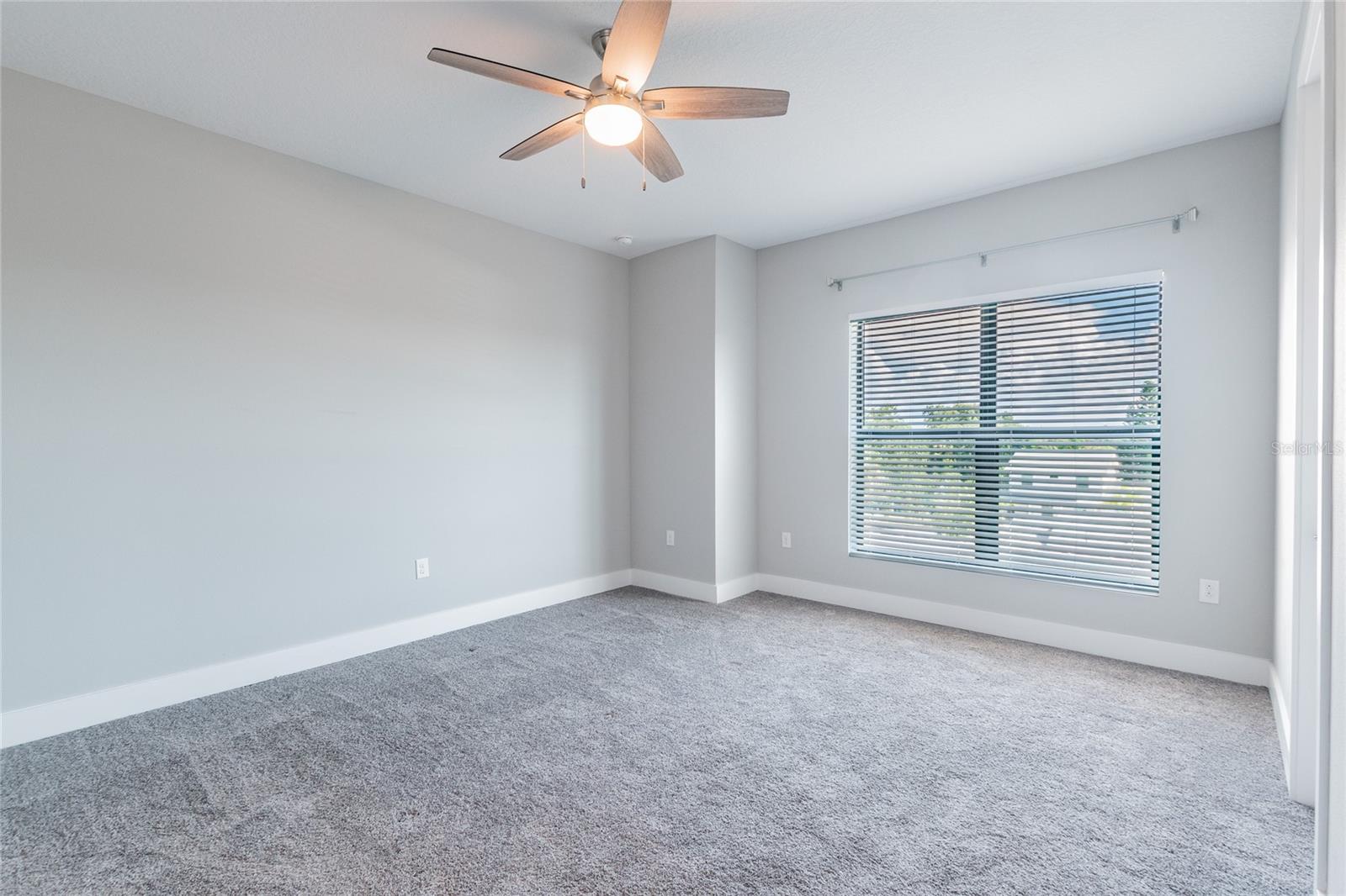 HIGHLAND TWNHMS - Residential Lease