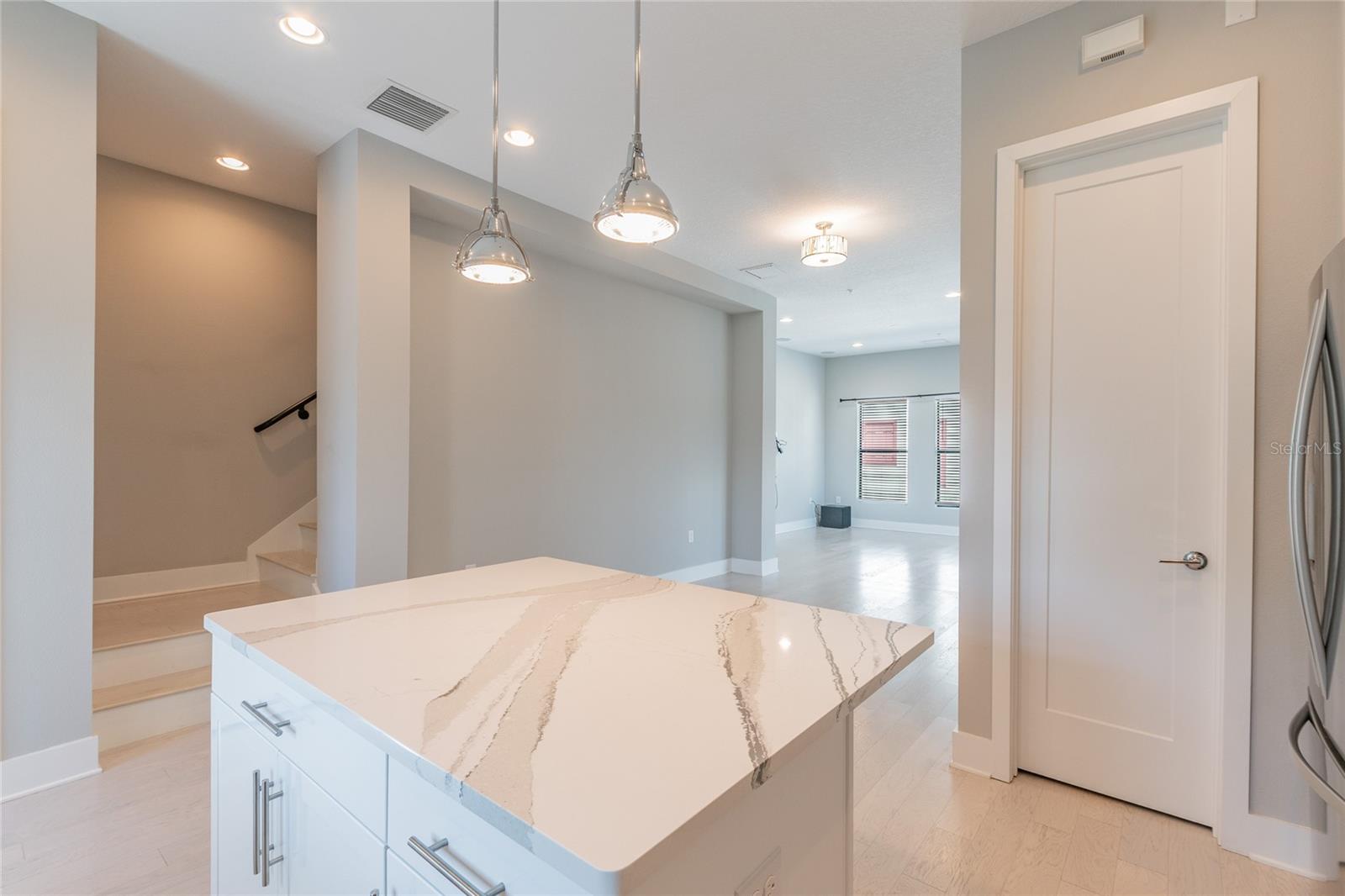 HIGHLAND TWNHMS - Residential Lease