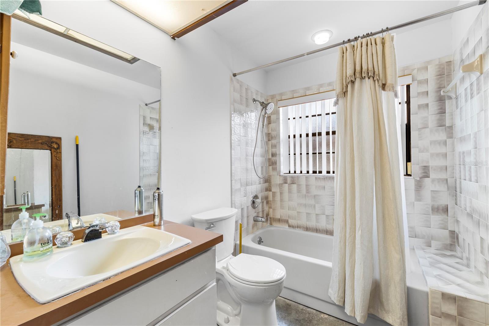 WALDEN LAKE SUB UN 1 - Residential