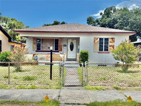 Photo of 2055 29th Street S, St Petersburg, FL 33712 (MLS # TB8525642)
