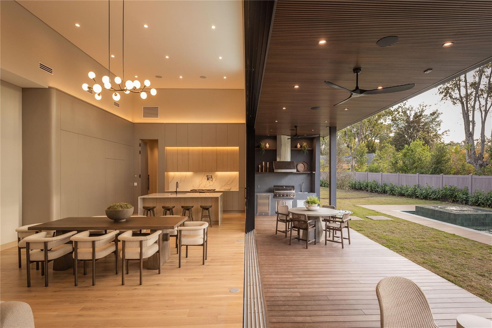BAY HILL SEC 04 - Residential