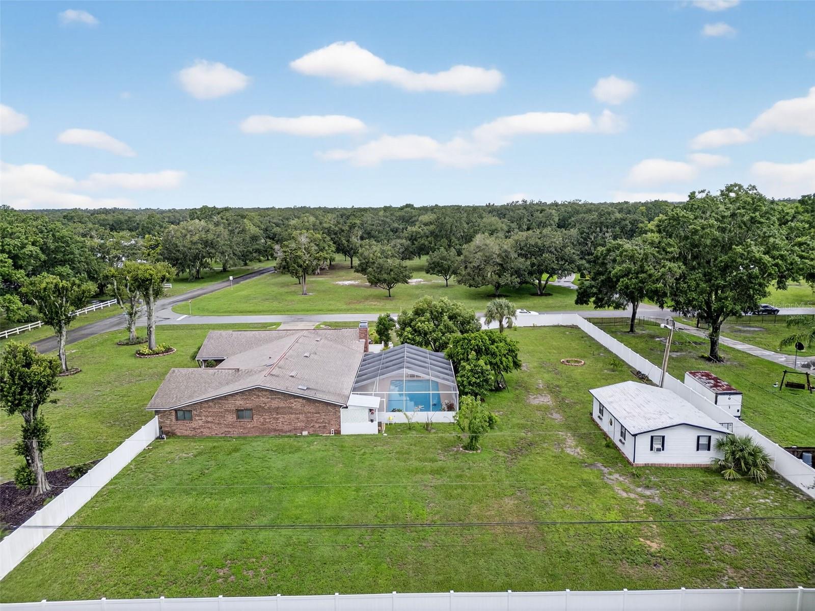 OAKVIEW ESTATES UN #3 - Residential