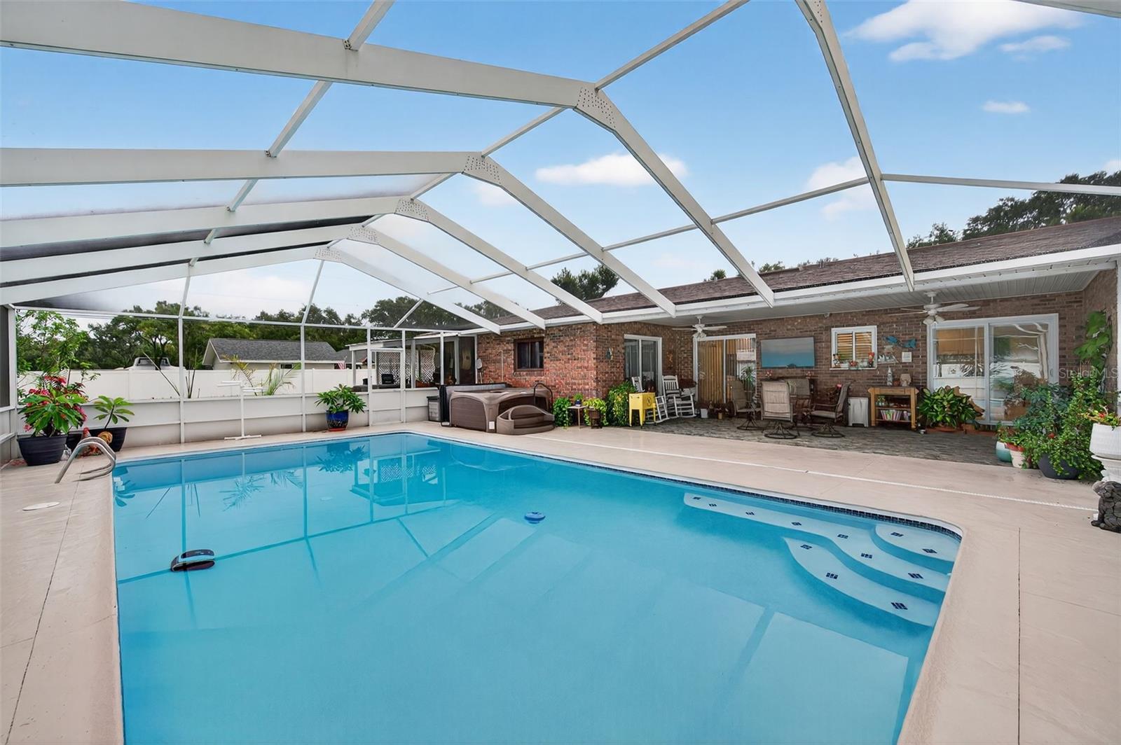OAKVIEW ESTATES UN #3 - Residential