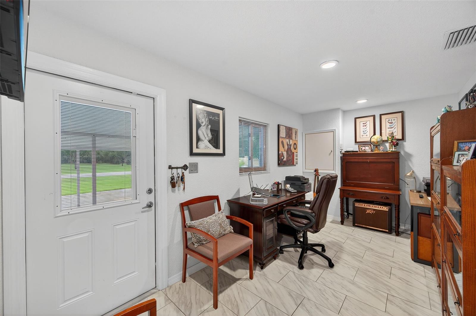 OAKVIEW ESTATES UN #3 - Residential