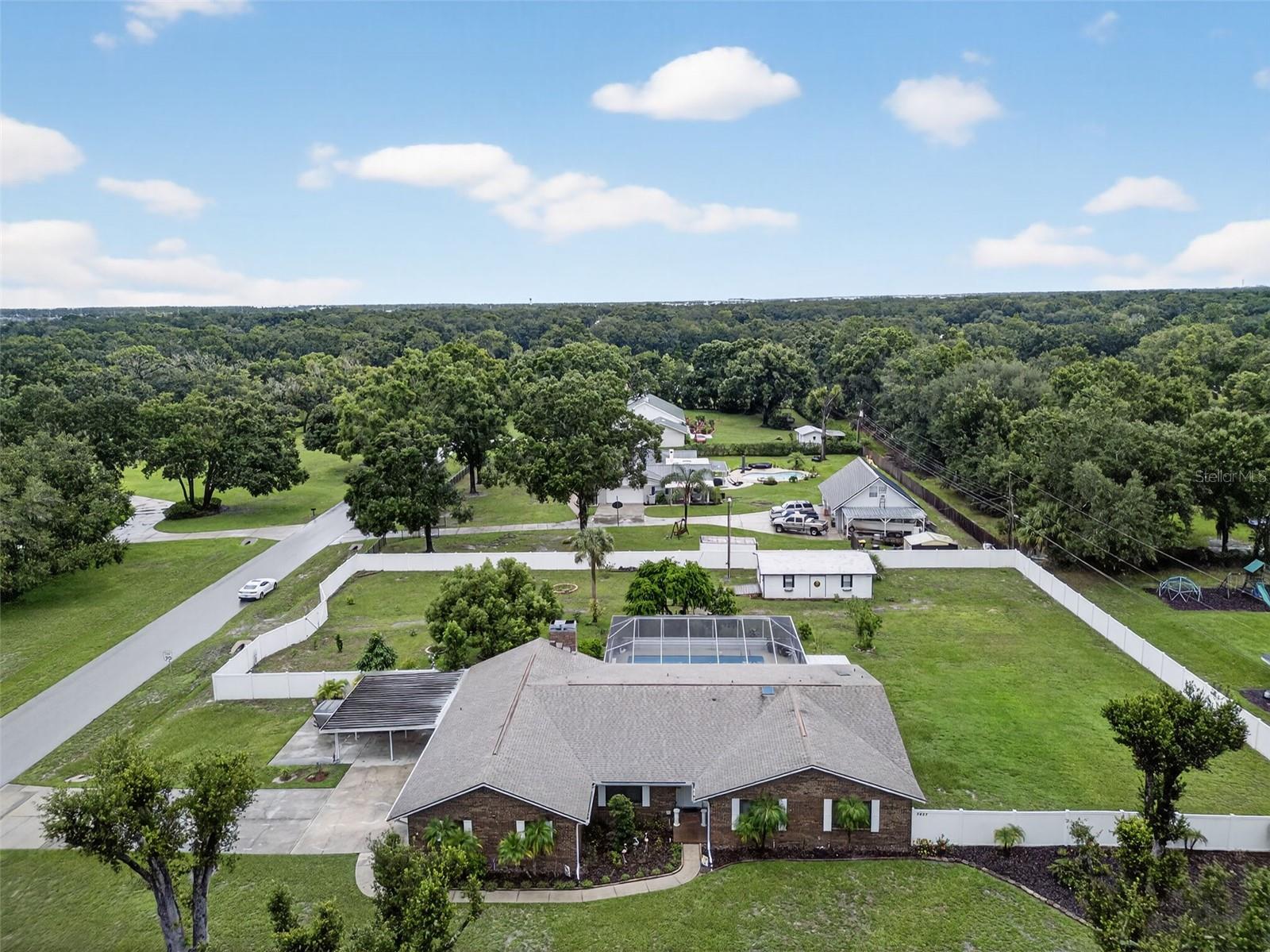 OAKVIEW ESTATES UN #3 - Residential