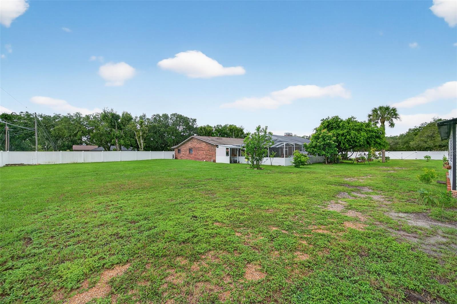 OAKVIEW ESTATES UN #3 - Residential