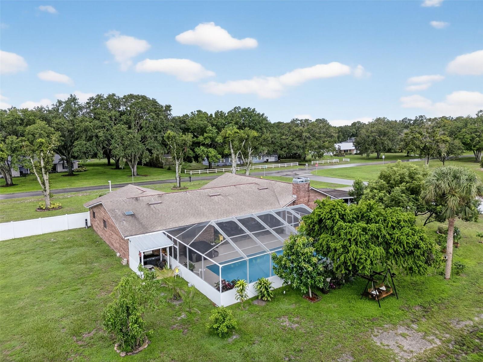 OAKVIEW ESTATES UN #3 - Residential