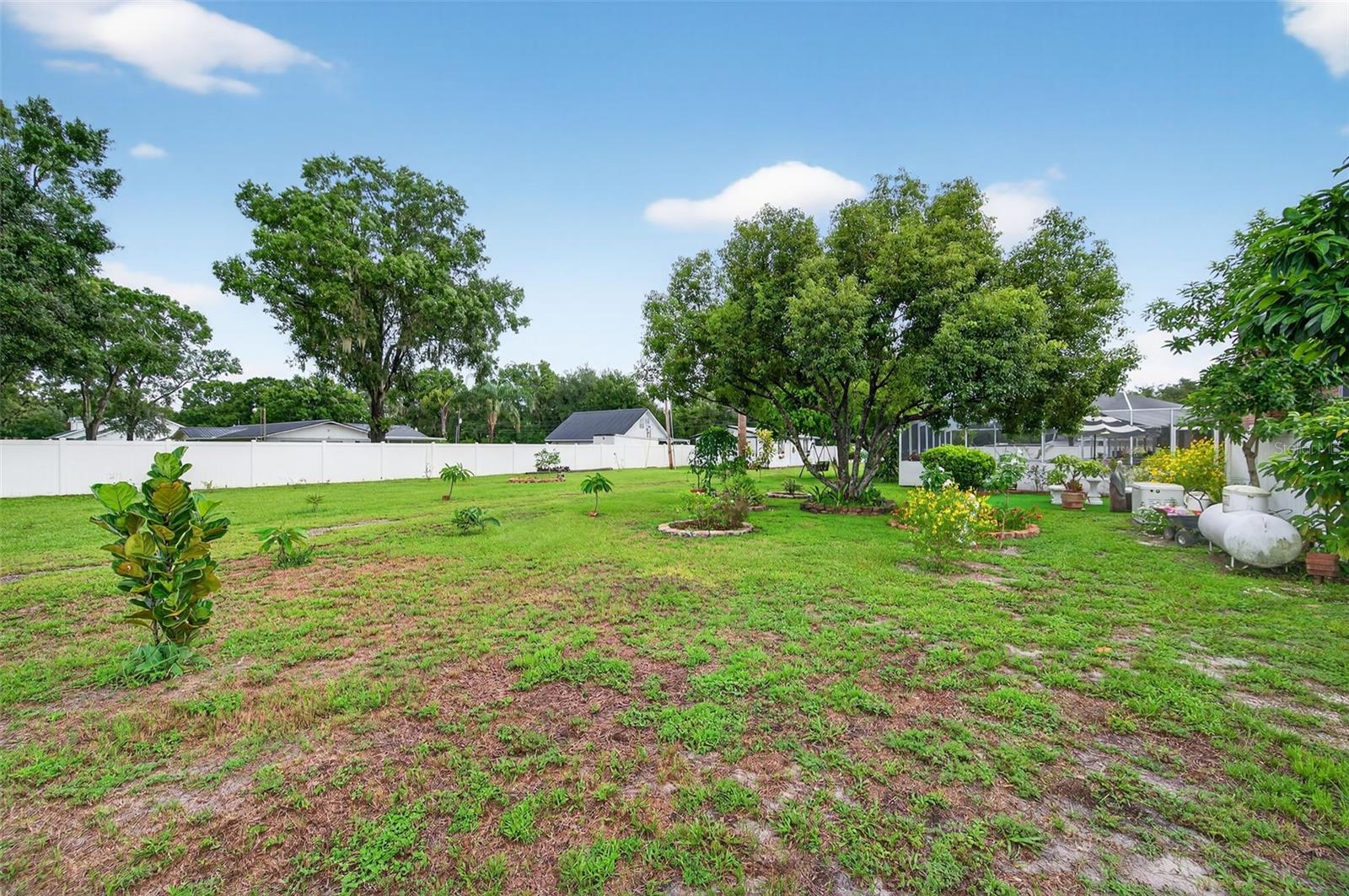 OAKVIEW ESTATES UN #3 - Residential