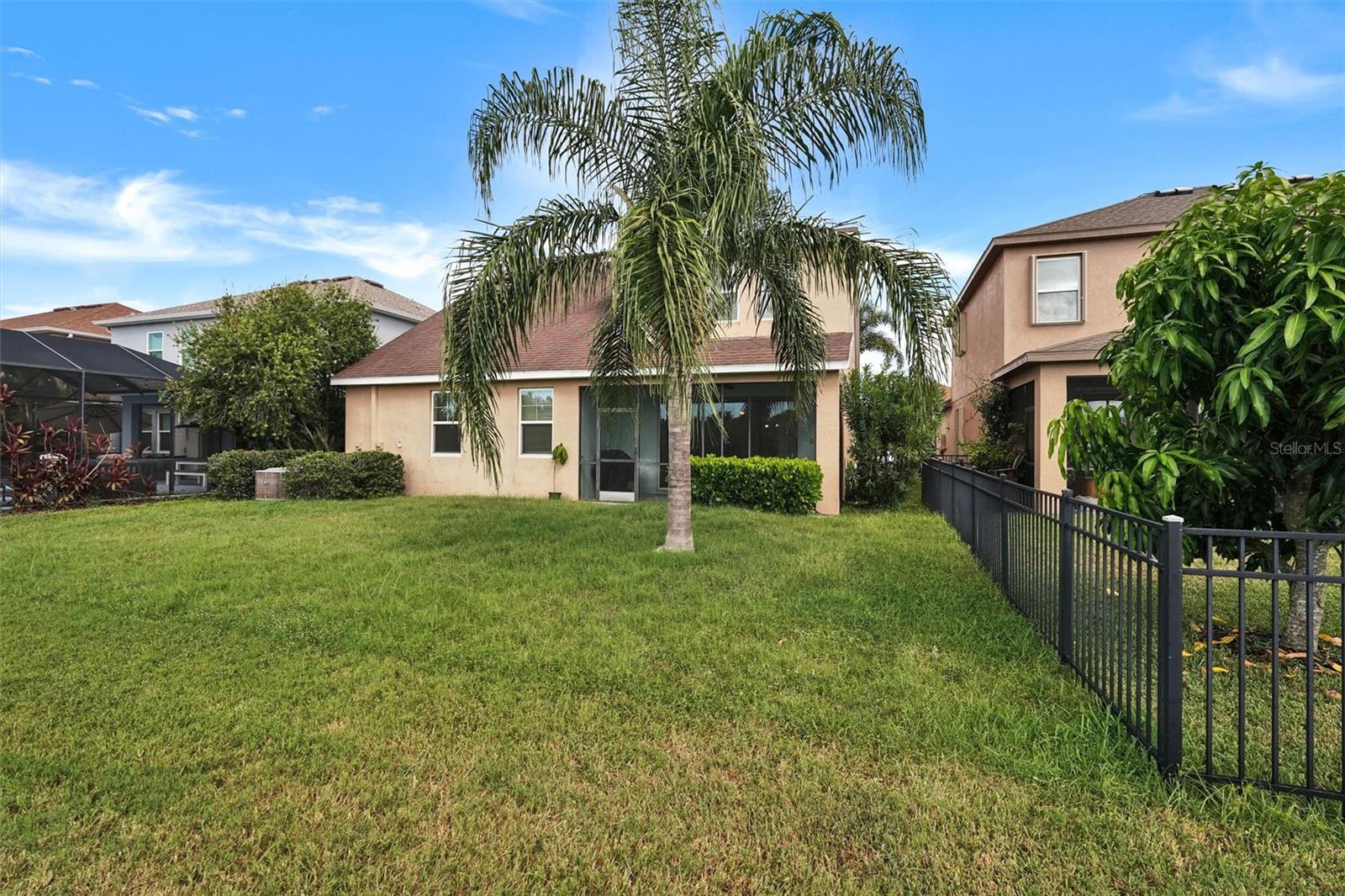 ARBOR RESERVE - Residential Lease