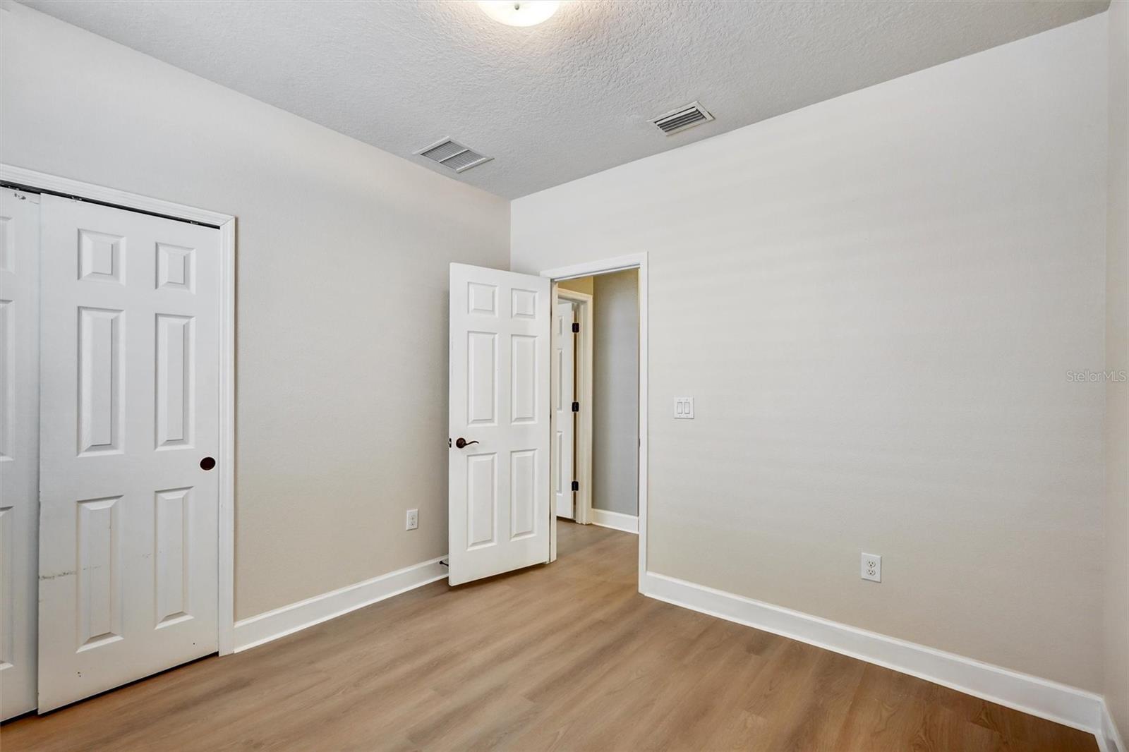 ARBOR RESERVE - Residential Lease