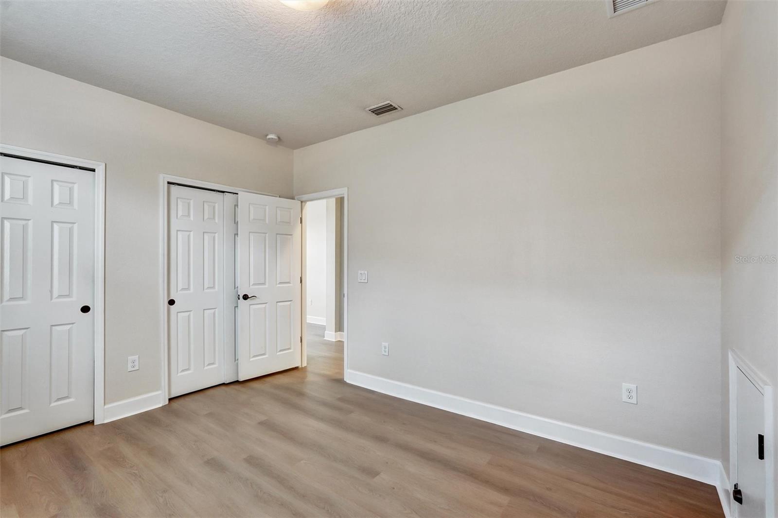 ARBOR RESERVE - Residential Lease