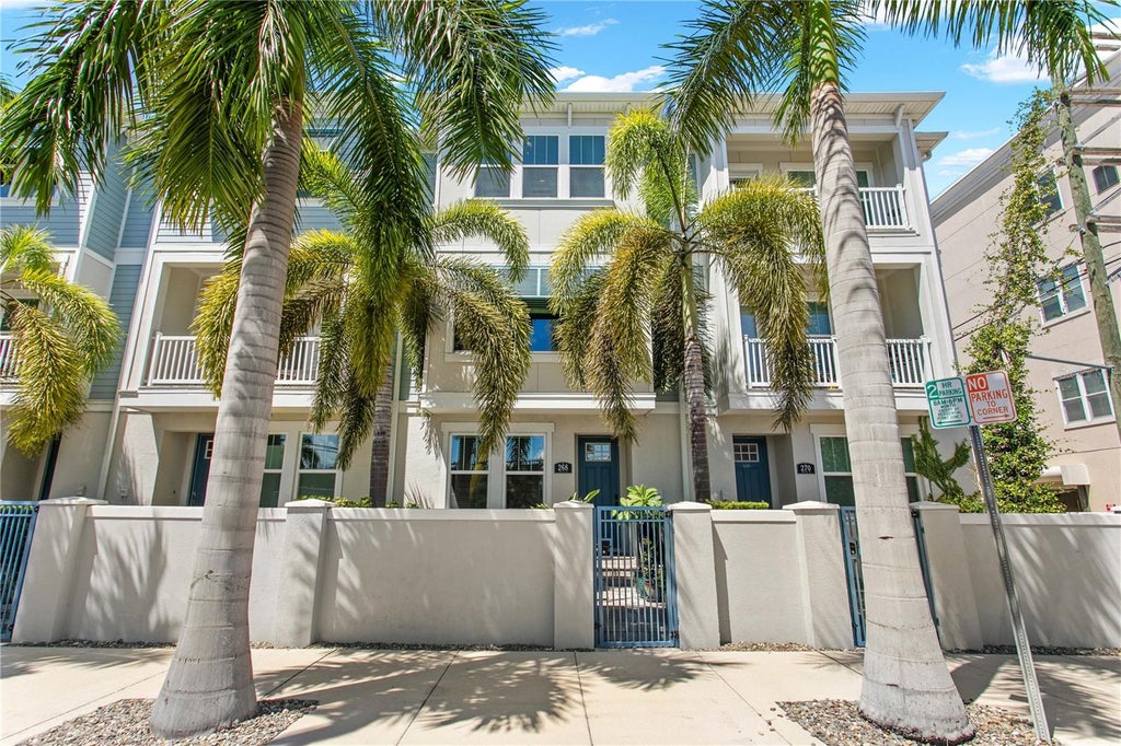 Photo of 268 8th Street N, St Petersburg, FL 33701 (MLS # TB8544833)