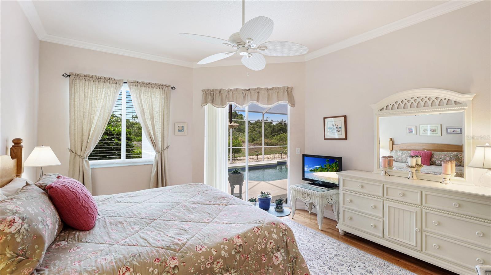 ARBOR LAKES  B - Residential