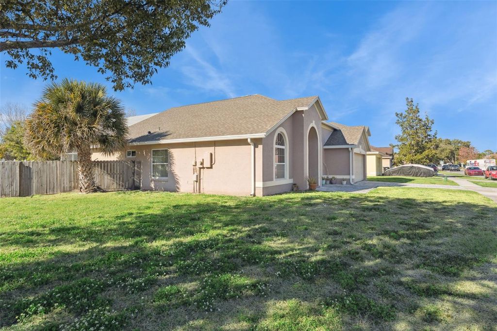 Photo of 11824 Hartfordshire Way, Orlando, FL 32824 (MLS # O6377784)