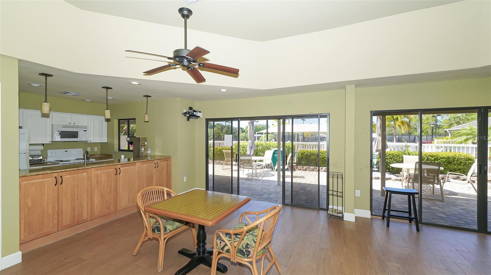 LANDINGS SOUTH V - Residential