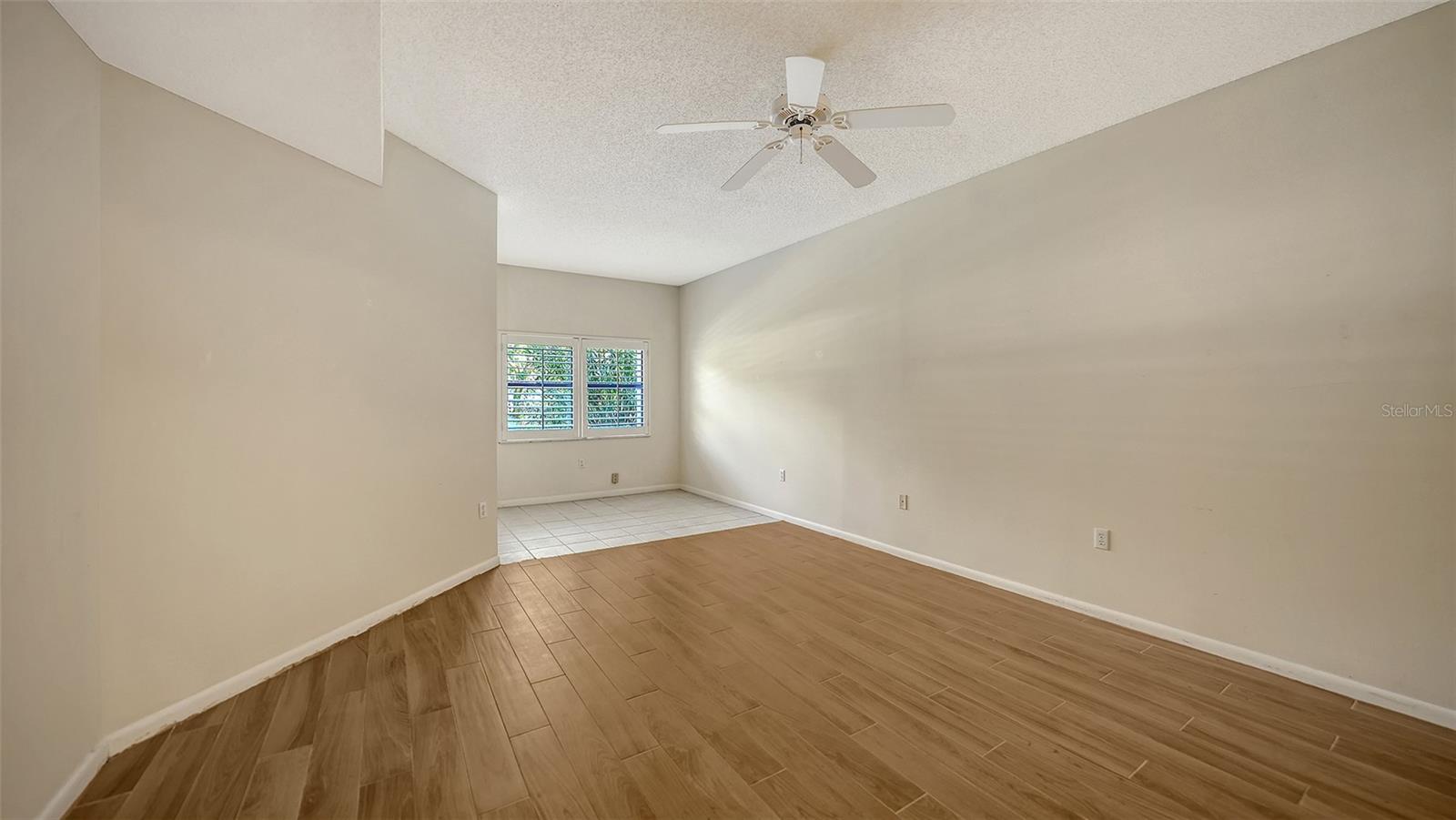 LANDINGS SOUTH V - Residential