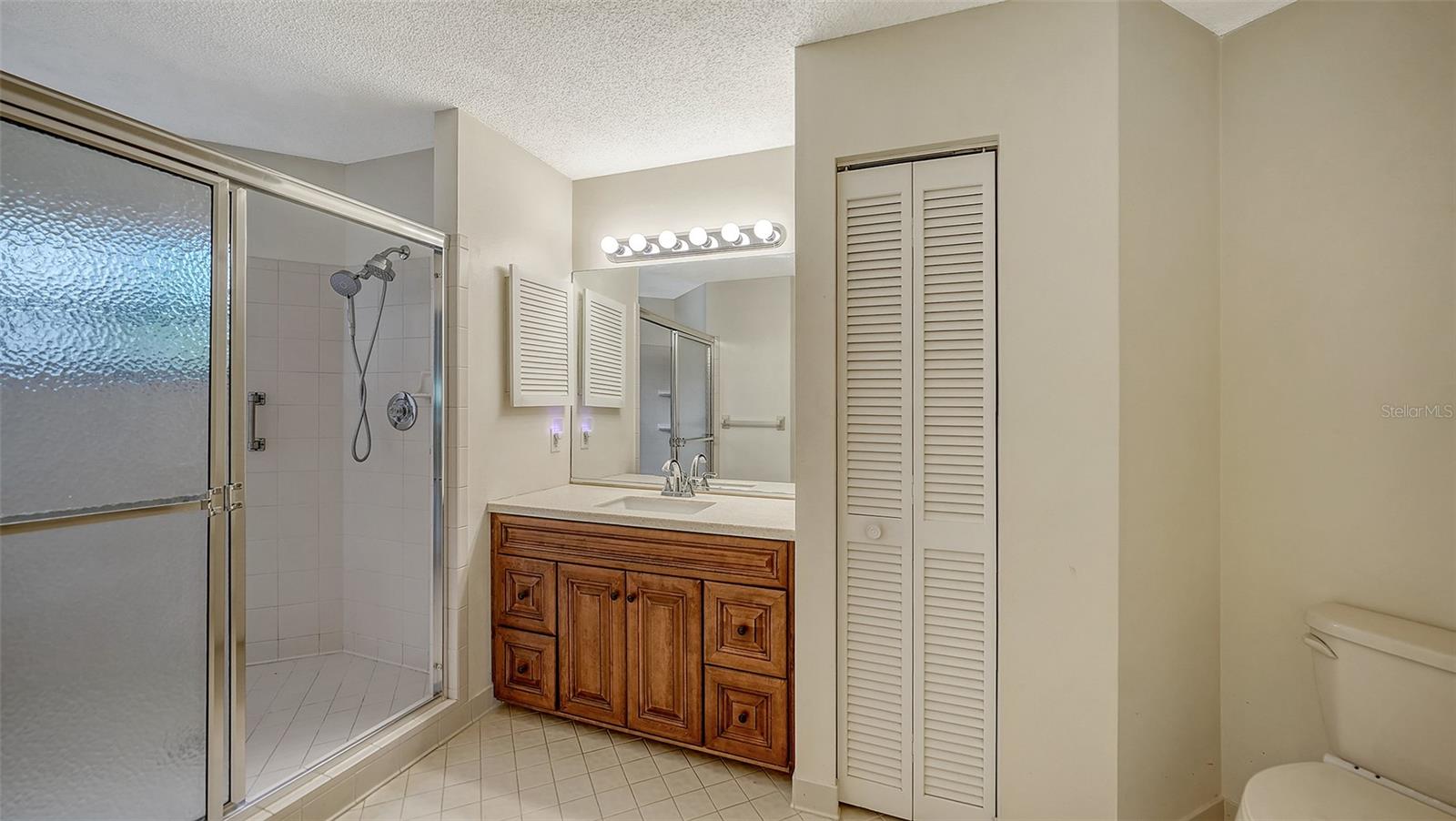 LANDINGS SOUTH V - Residential
