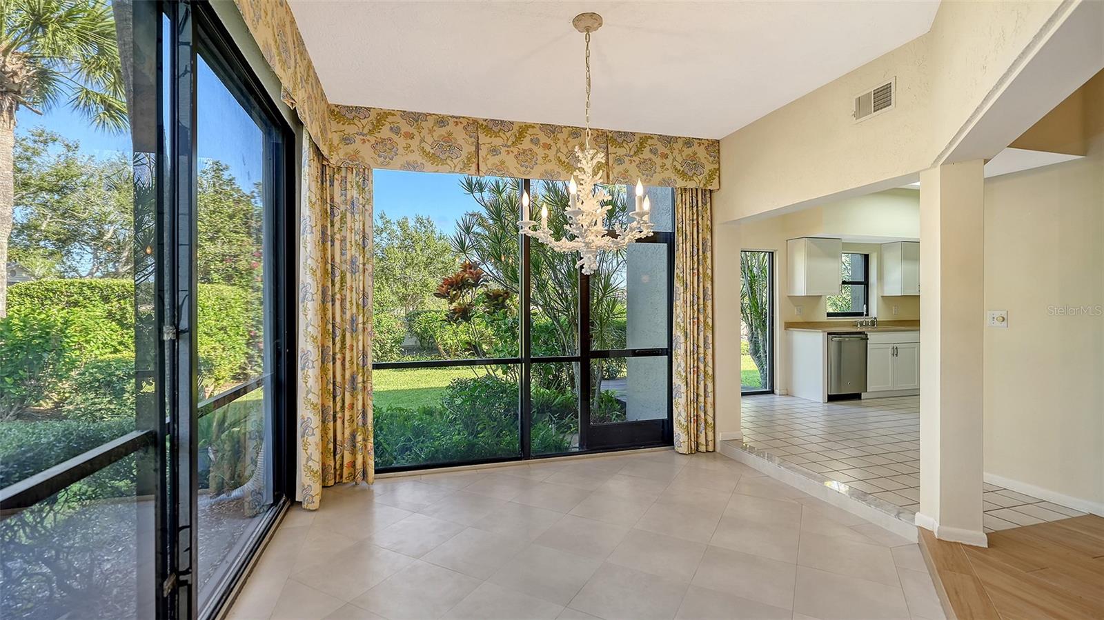LANDINGS SOUTH V - Residential