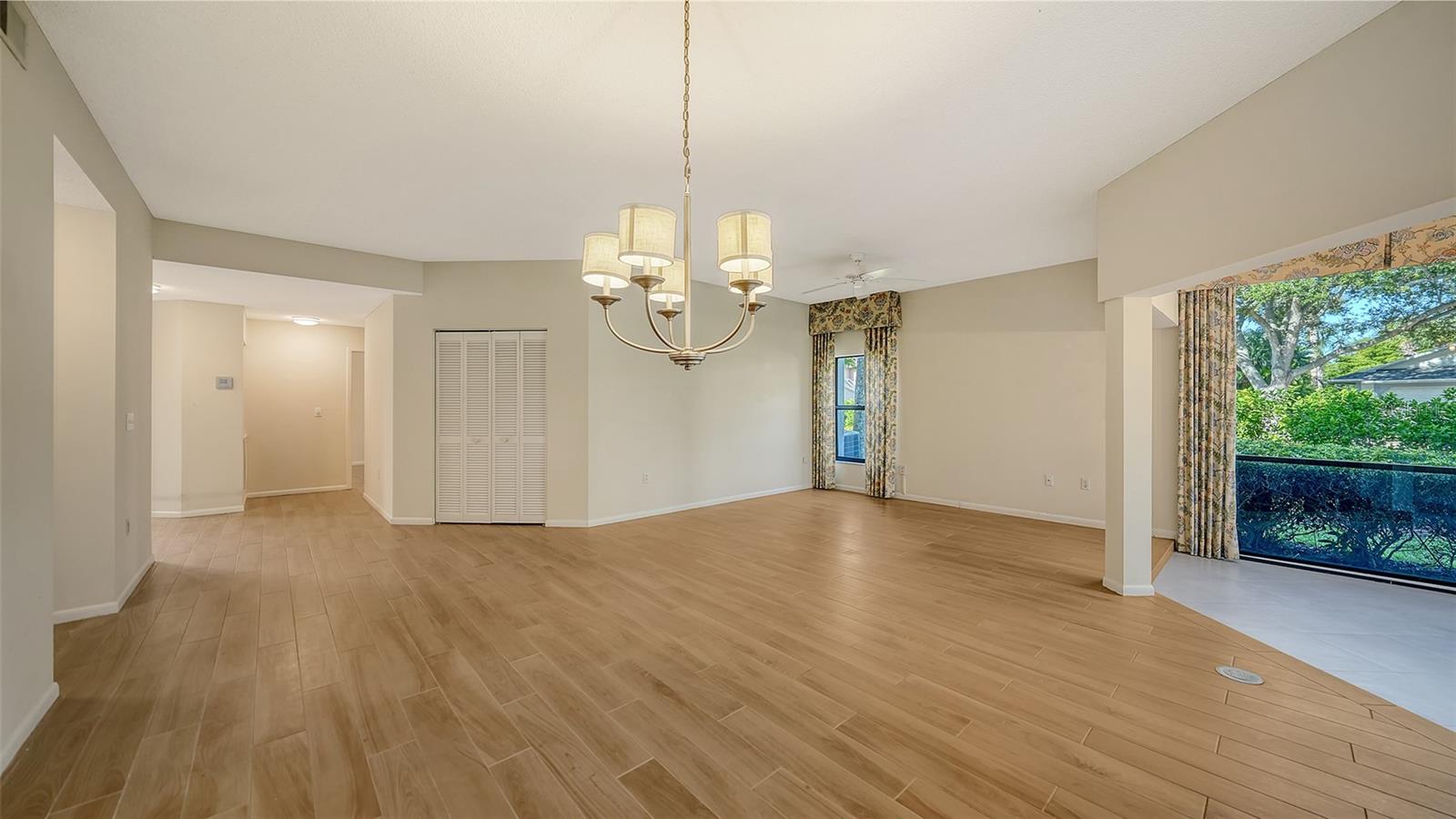 LANDINGS SOUTH V - Residential