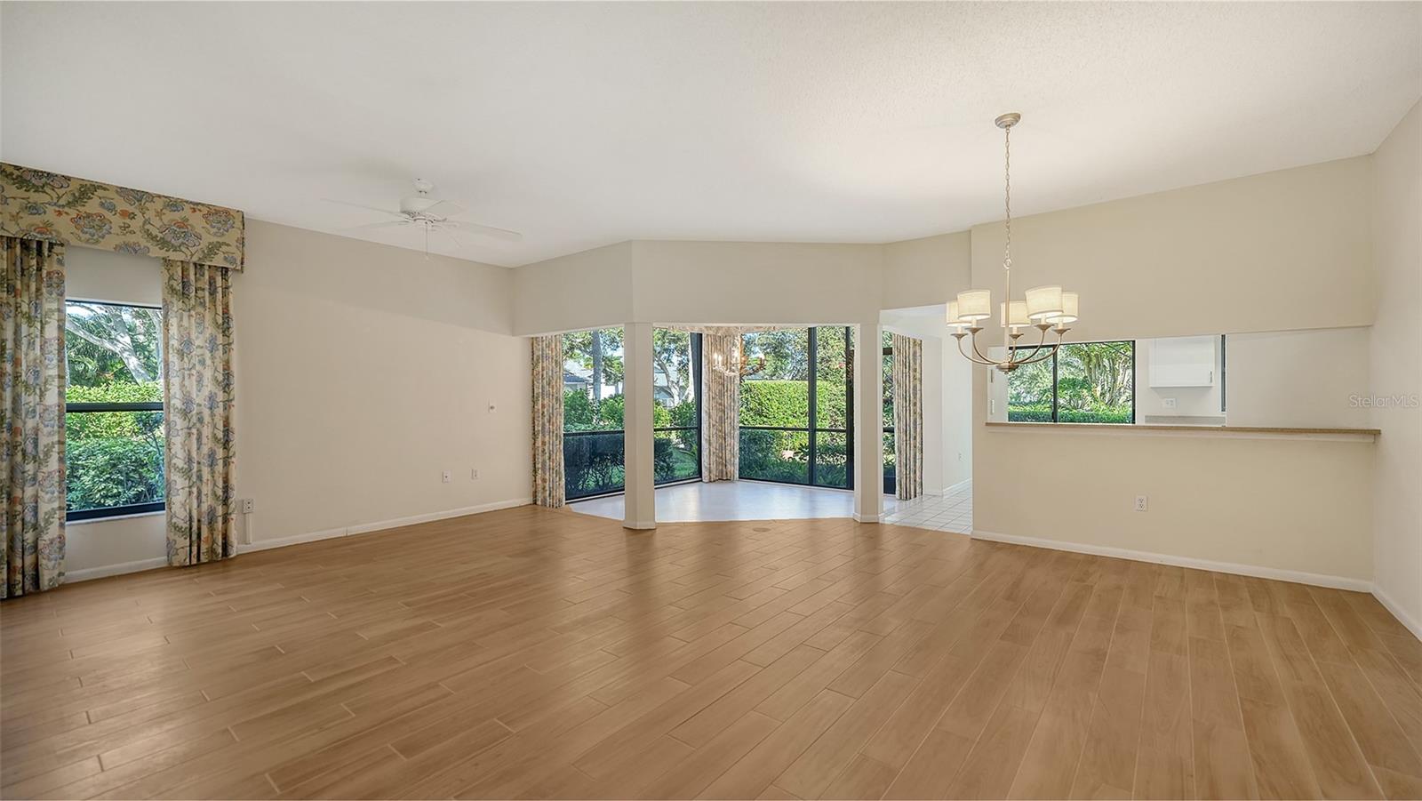 LANDINGS SOUTH V - Residential
