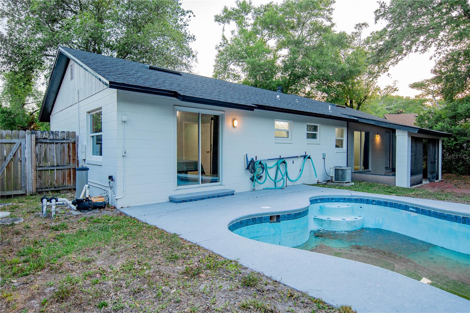 LITTLE LAKE PARK - Residential