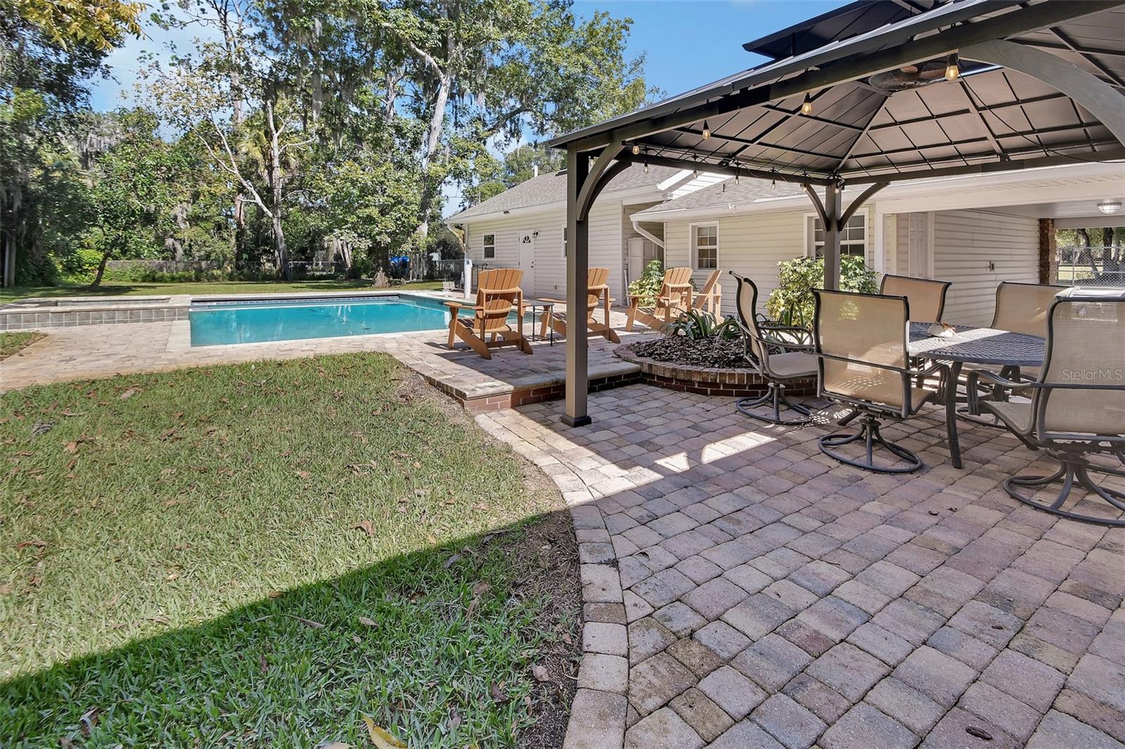 LYMANS WINNEMISSETT - Residential