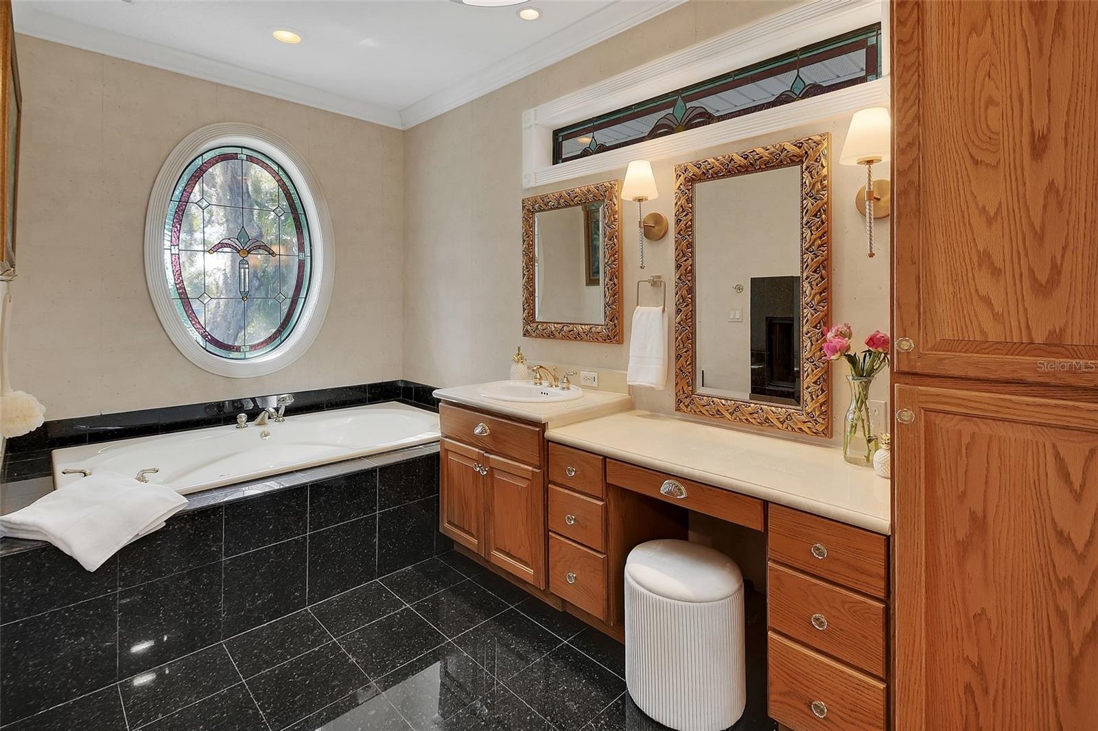 LYMANS WINNEMISSETT - Residential