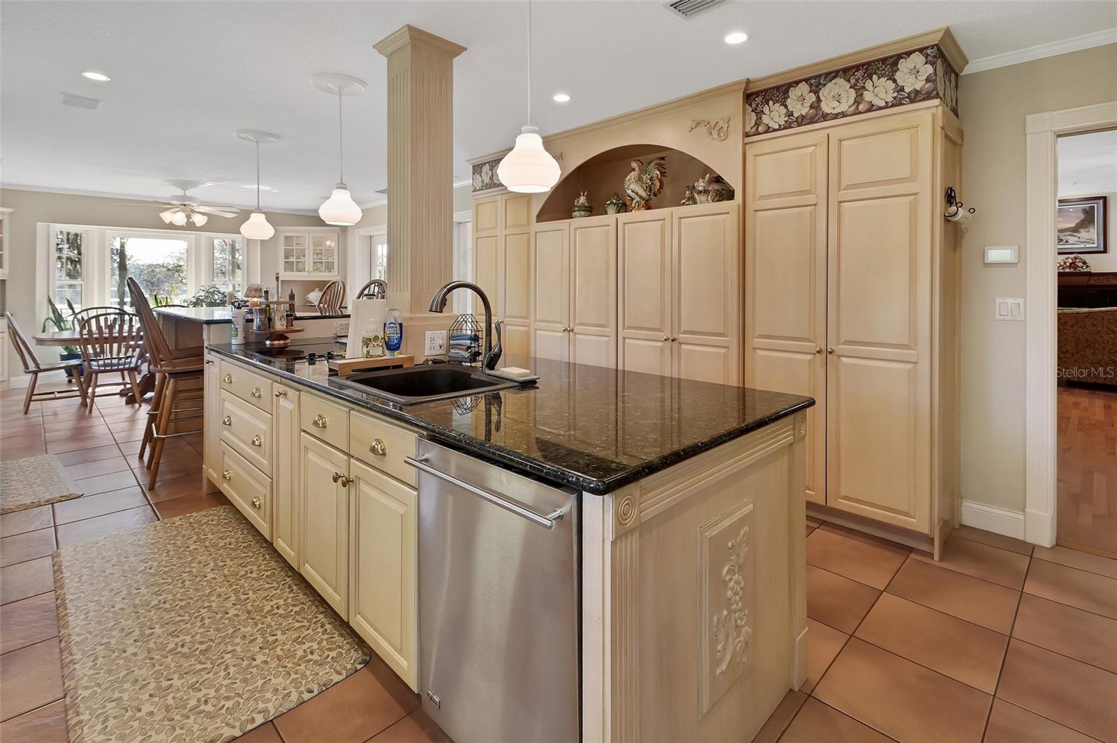 LYMANS WINNEMISSETT - Residential