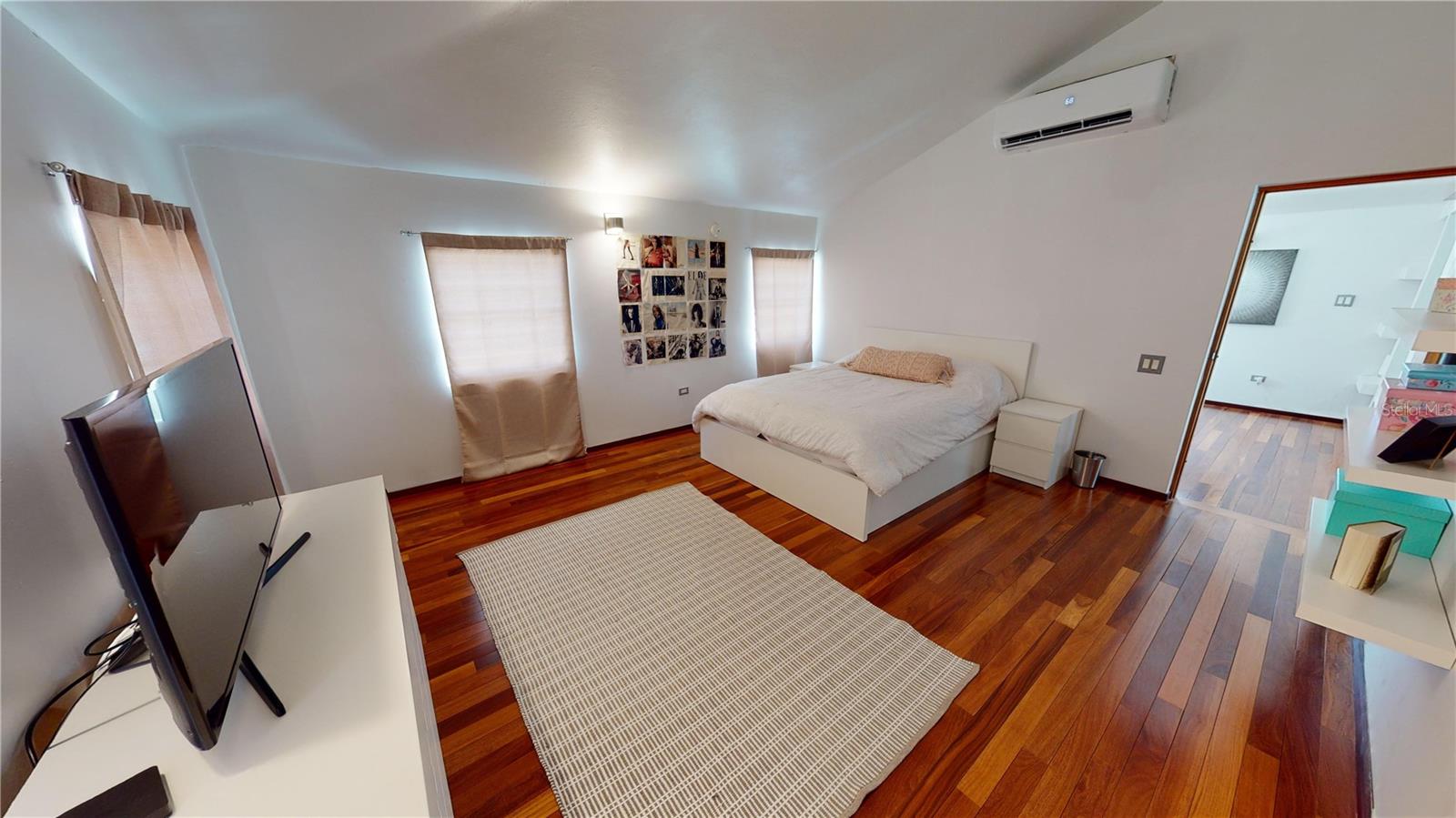 SABANERA DE DORADO - Residential