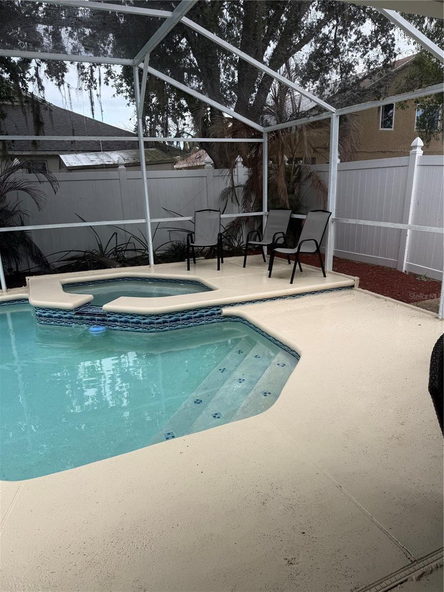 RIVERSIDE ESTATE - Residential