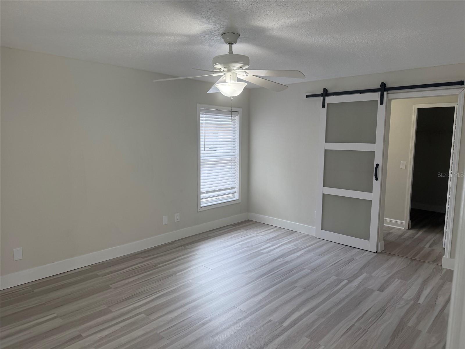 RIVERSIDE ESTATE - Residential