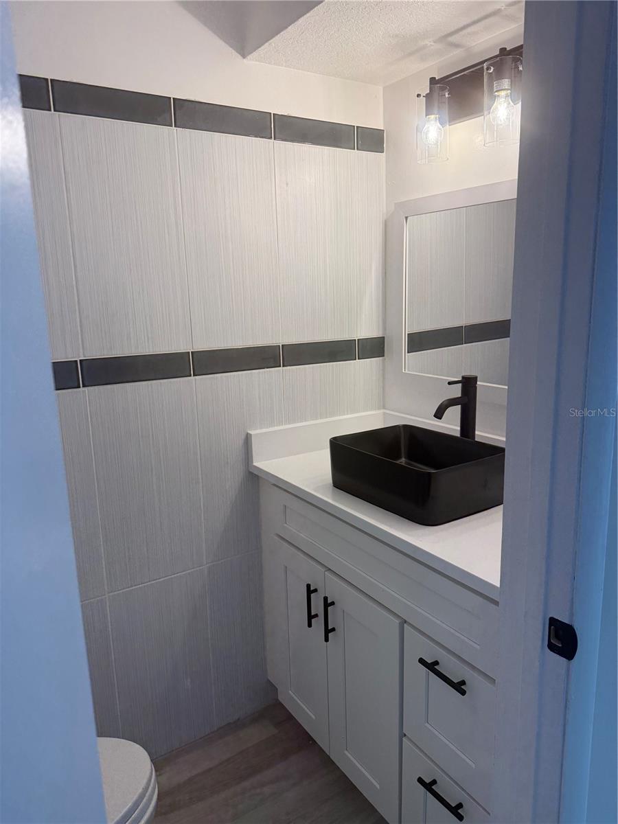 RIVERSIDE ESTATE - Residential