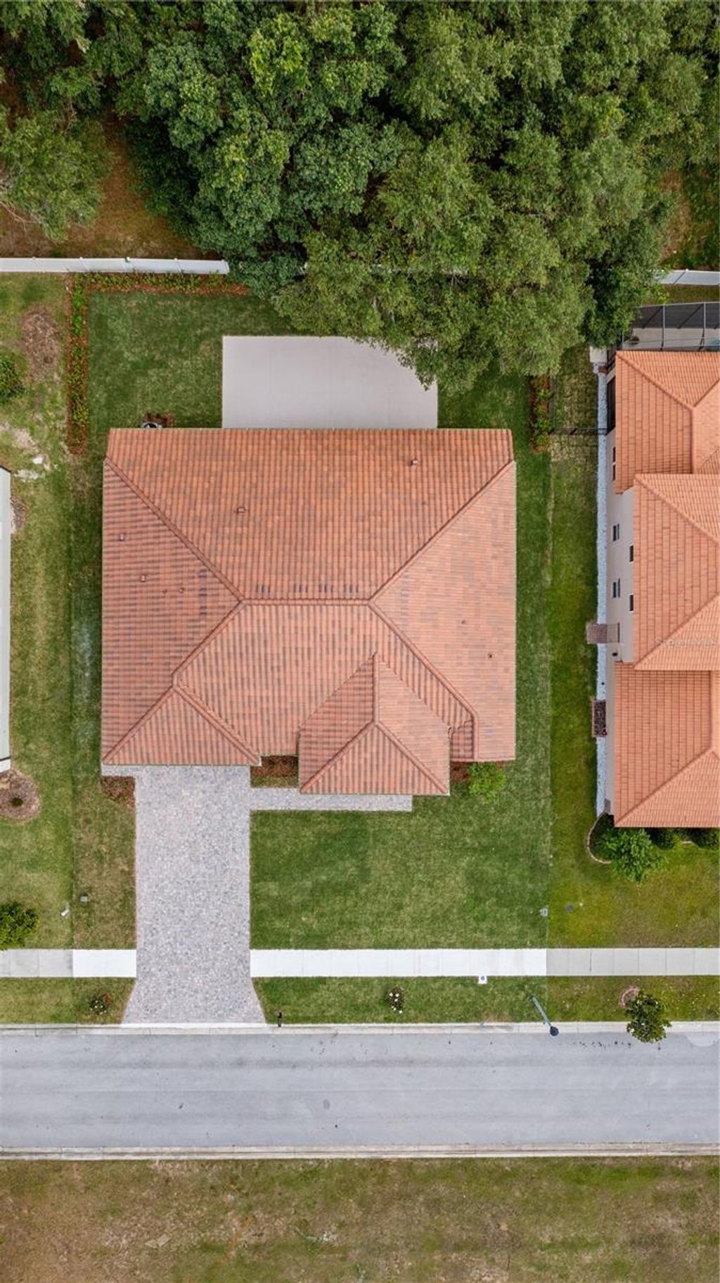 Photo of 12919 Brunello Circle, Clermont, FL 34711 (MLS # G5111814)