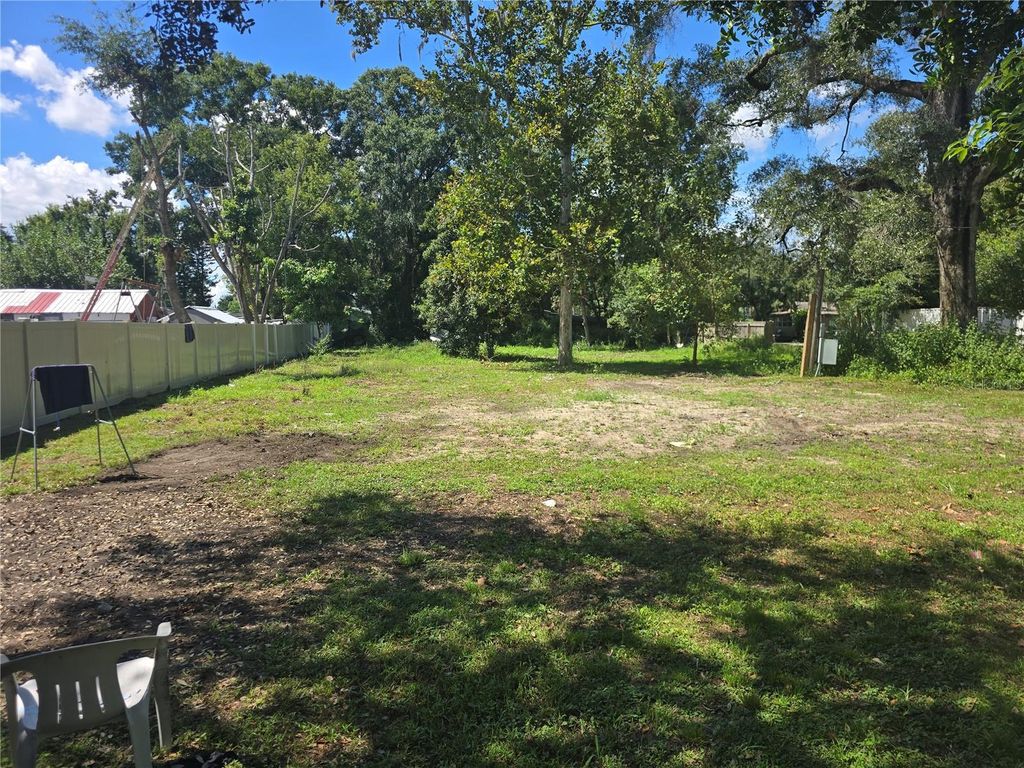 Photo of 1403 Gordon Road, Plant City, FL 33566 (MLS # TB8450493)