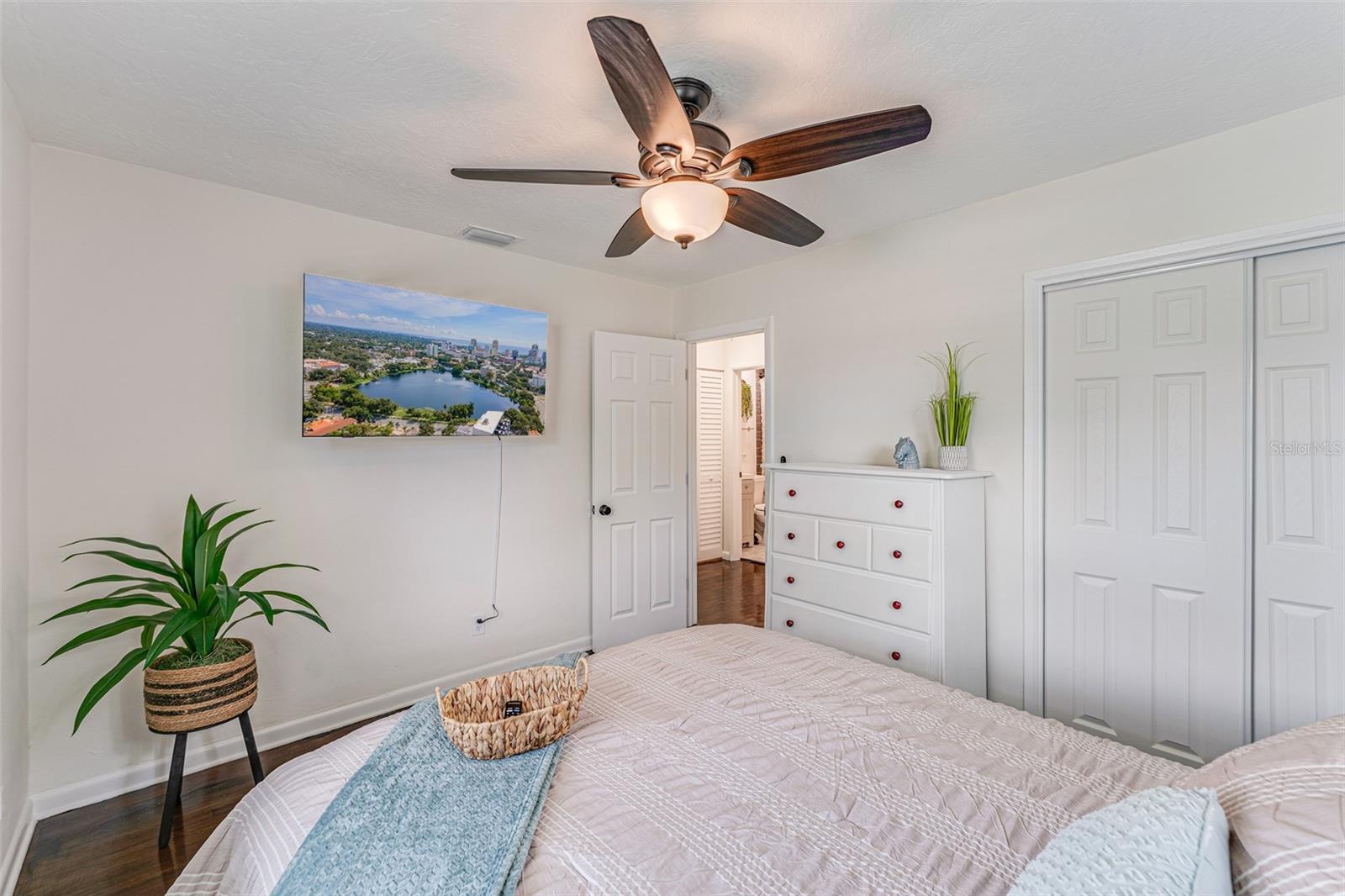 LAKE SHEFFIELD 1ST SEC - Residential