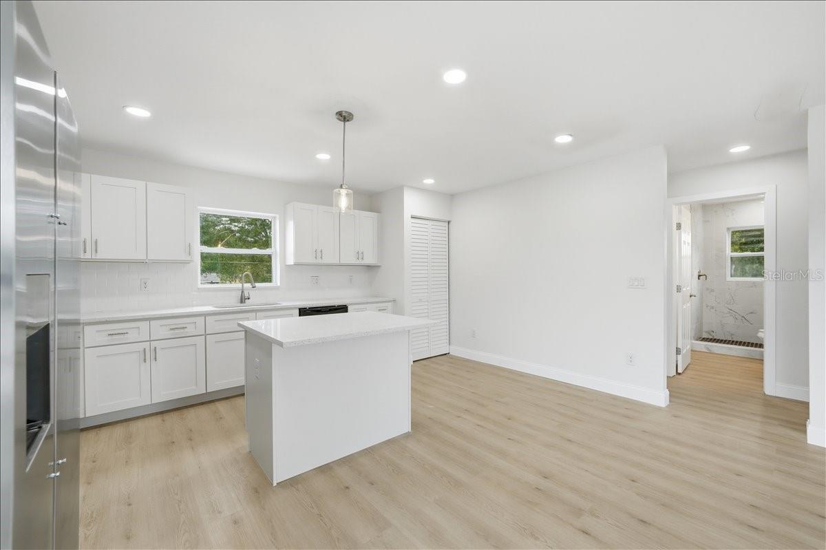 LAKE SHEFFIELD 1ST SEC - Residential