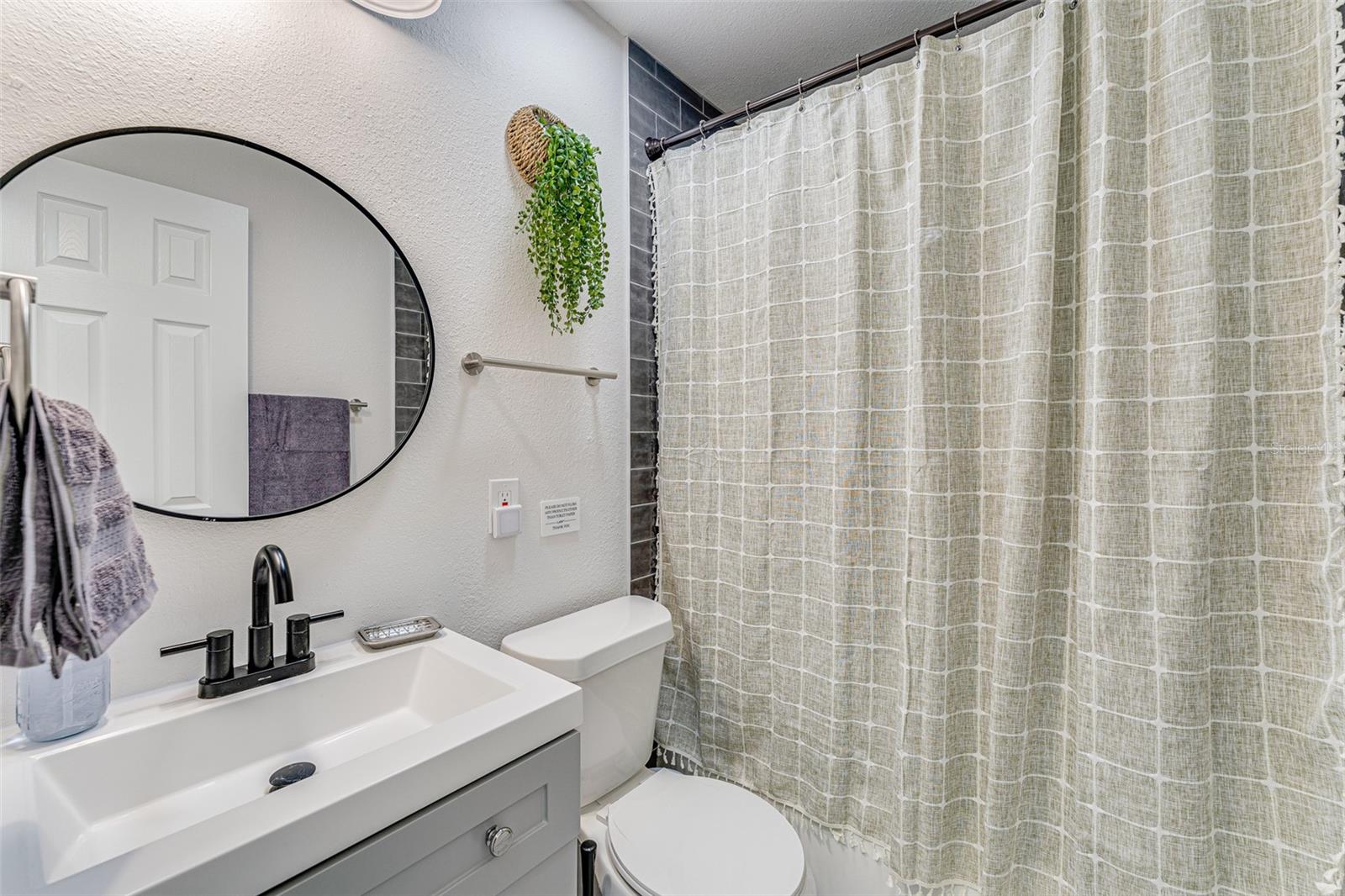 LAKE SHEFFIELD 1ST SEC - Residential