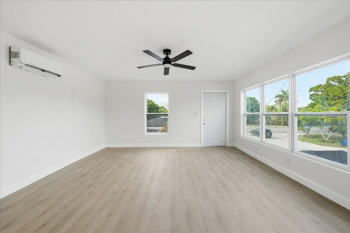 LAKE SHEFFIELD 1ST SEC - Residential