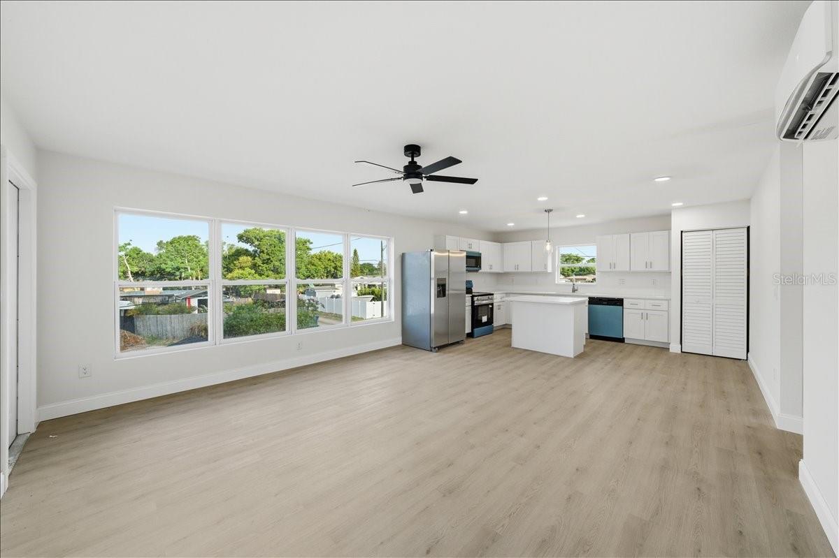 LAKE SHEFFIELD 1ST SEC - Residential