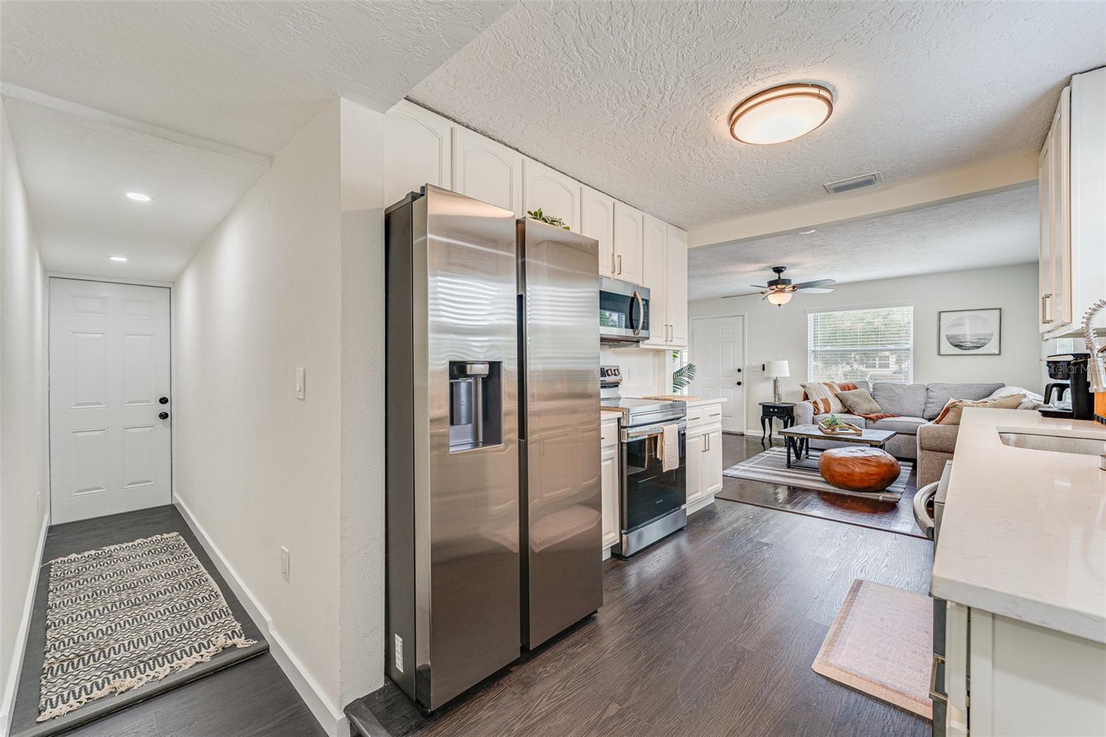 LAKE SHEFFIELD 1ST SEC - Residential