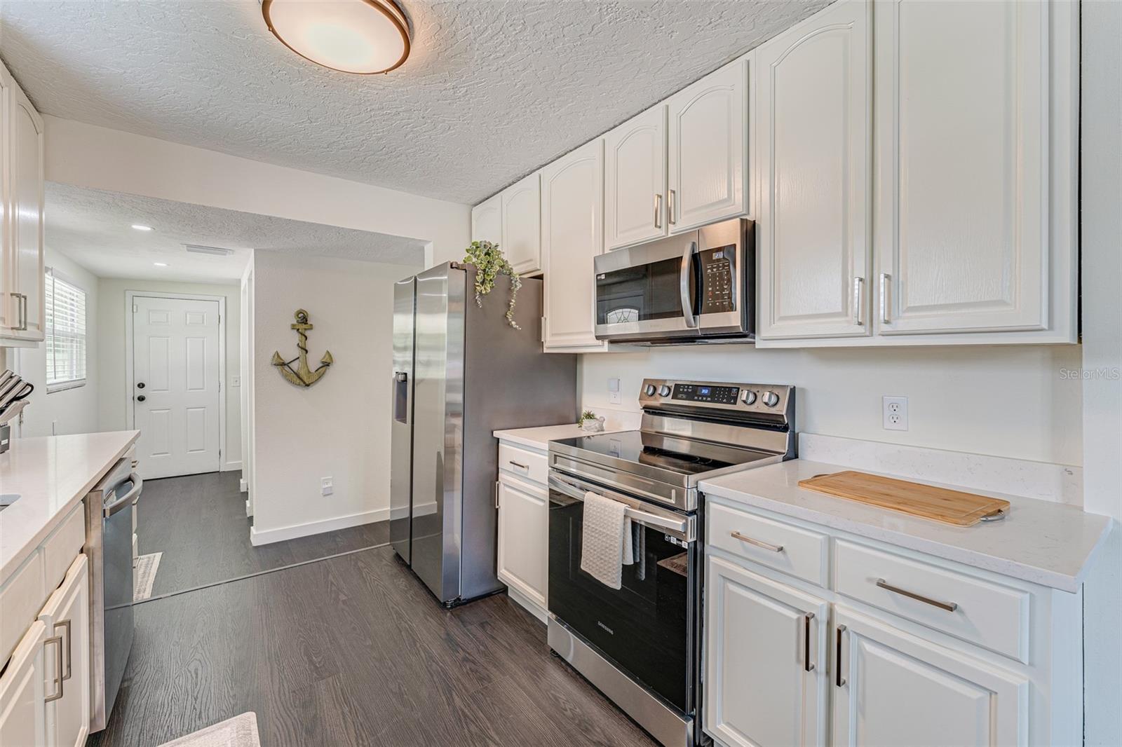 LAKE SHEFFIELD 1ST SEC - Residential