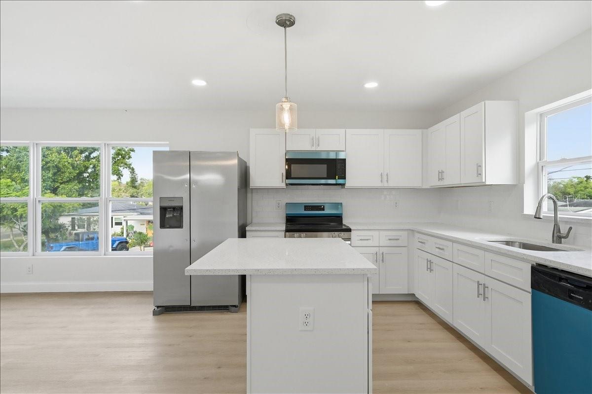 LAKE SHEFFIELD 1ST SEC - Residential