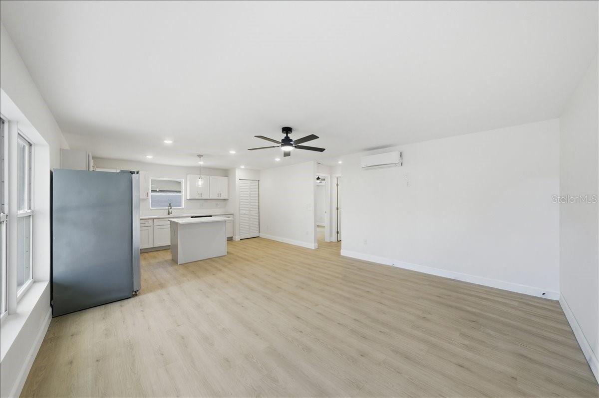 LAKE SHEFFIELD 1ST SEC - Residential