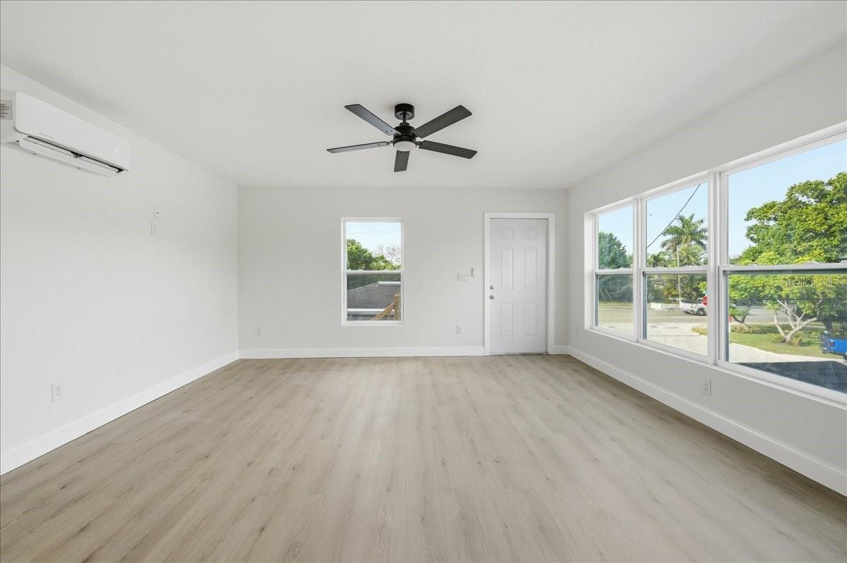 LAKE SHEFFIELD 1ST SEC - Residential