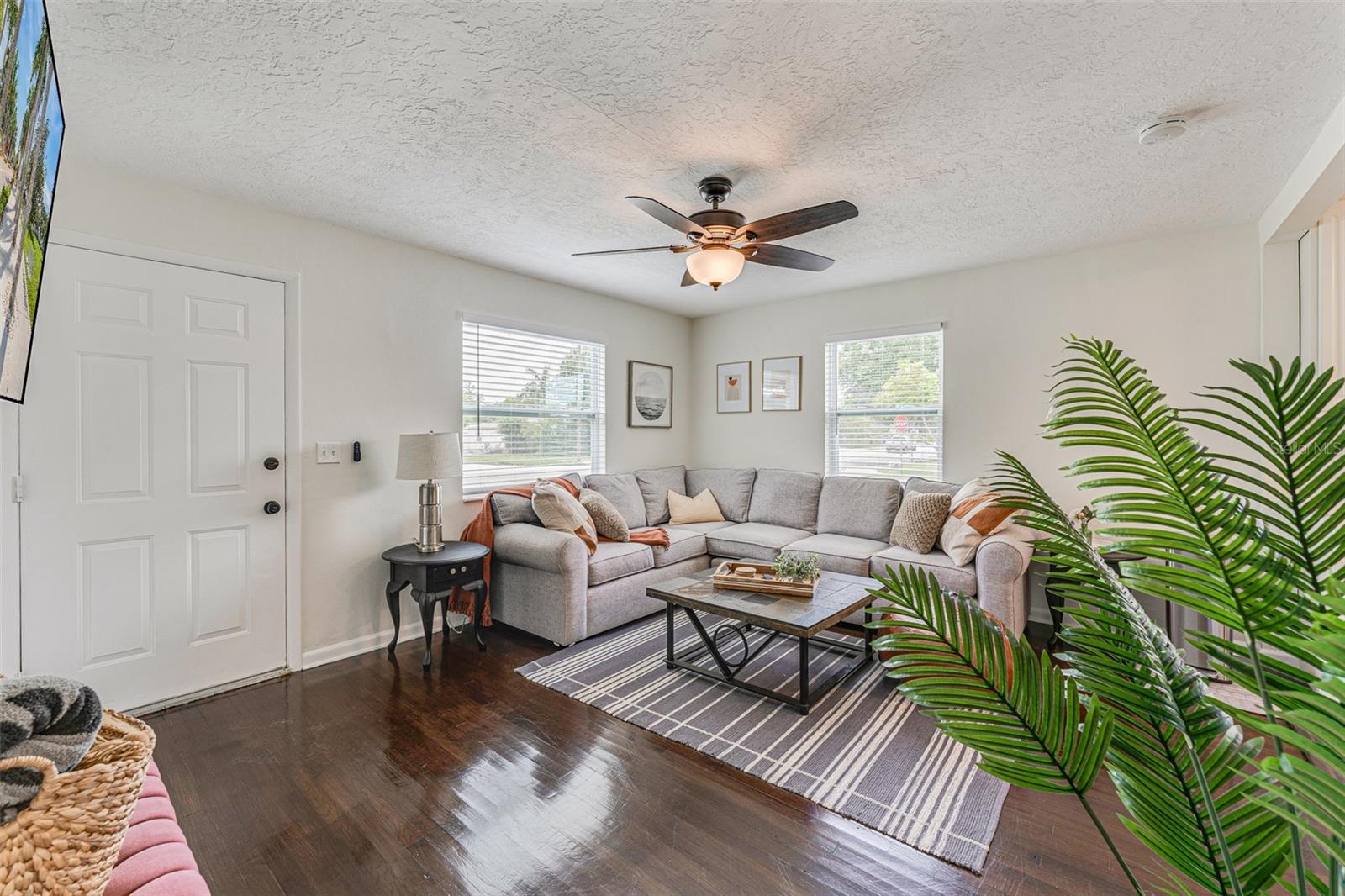 LAKE SHEFFIELD 1ST SEC - Residential