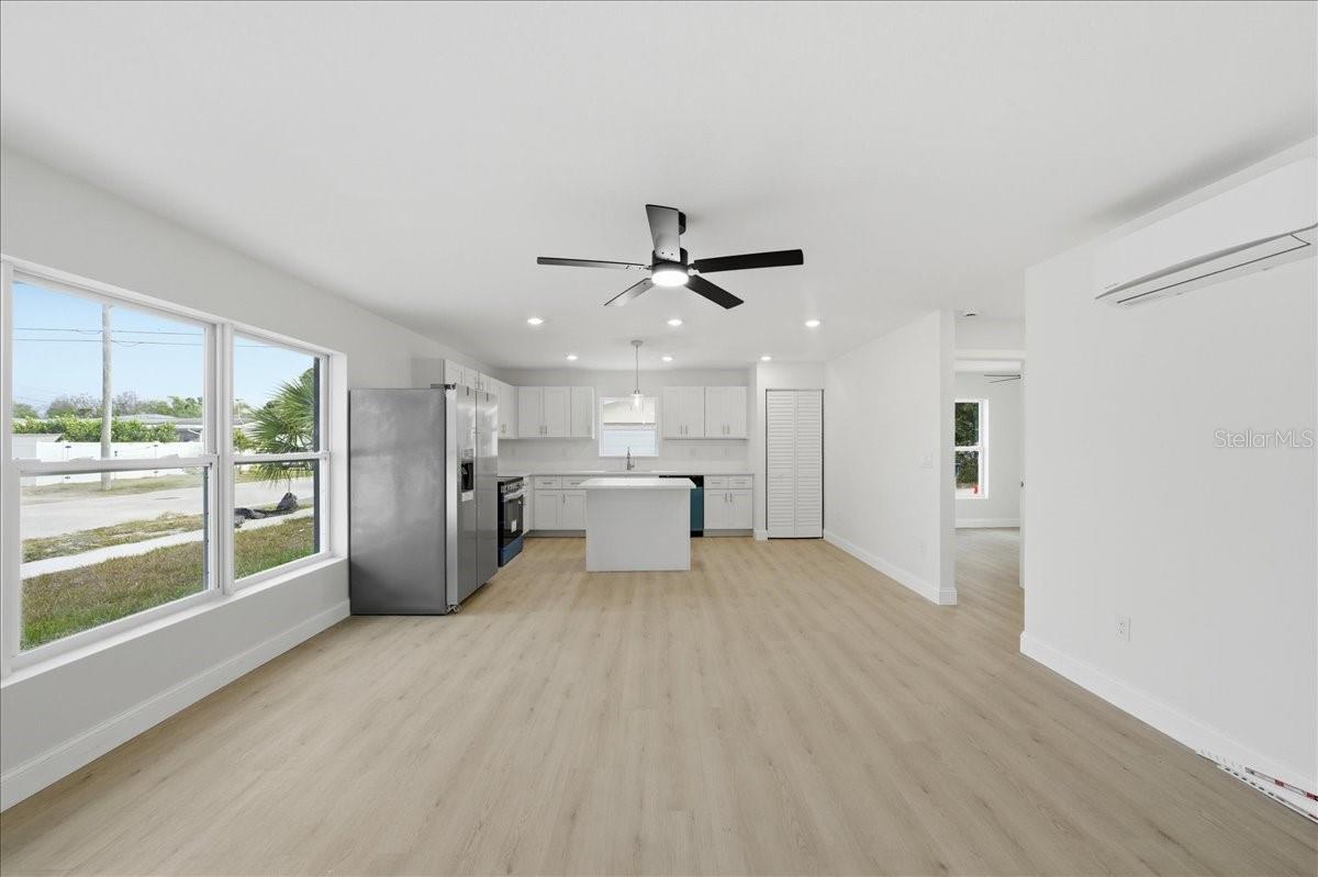 LAKE SHEFFIELD 1ST SEC - Residential