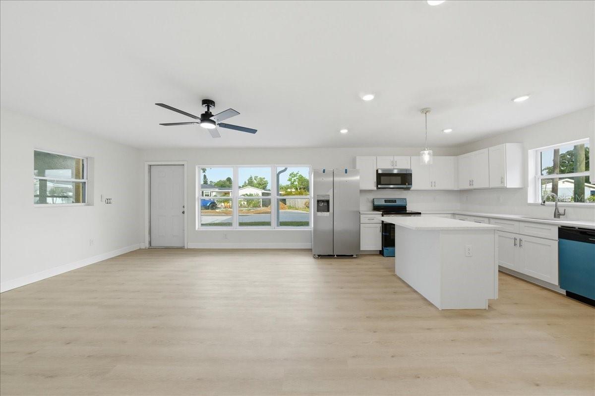 LAKE SHEFFIELD 1ST SEC - Residential